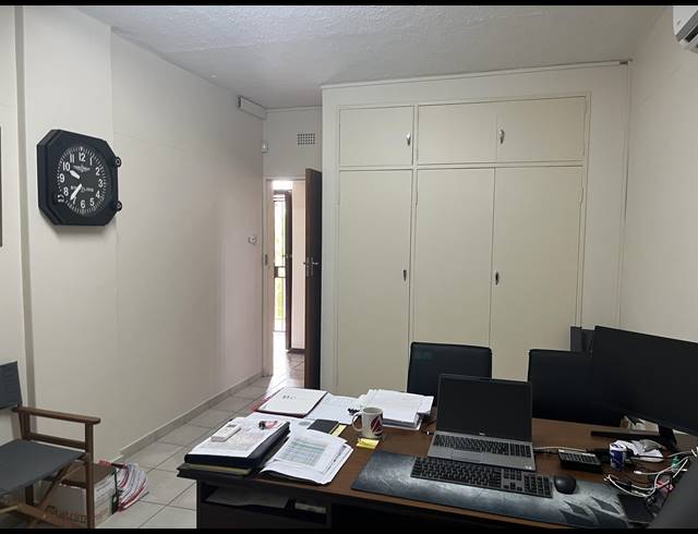 69M² OFFICE FOR SALE IN NELSPRUIT EXT 2